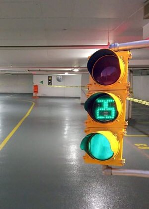 Temporary traffic light rentals in Toronto